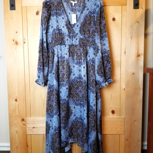 Maurices | Dresses | Maurices Blue Floral Paisley Long Sleeve Boho Vneck  Maxi Dress Nwt | Poshmark